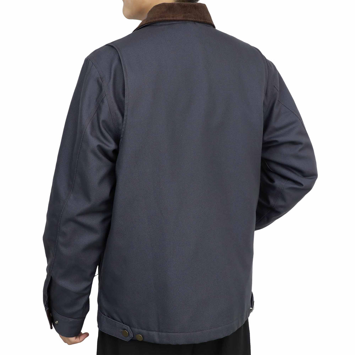 Relaxed fit and gusseted back